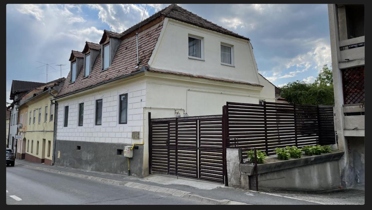 Apartmán Z House Sibiu Exteriér fotografie